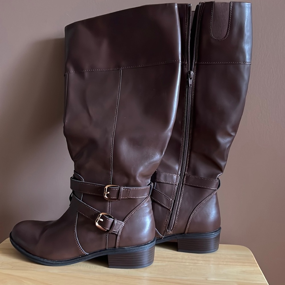 The perfect pair of brown boots!
